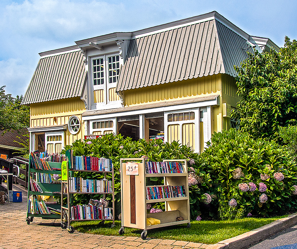 Poulsbo Friends of the Library